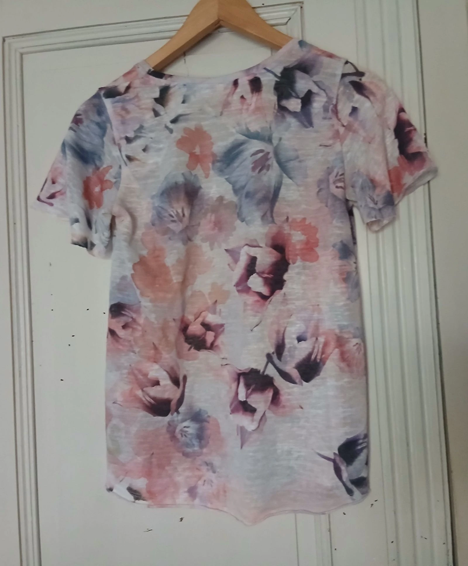 Top floreado - Stradivarius - Talla S – photo 5